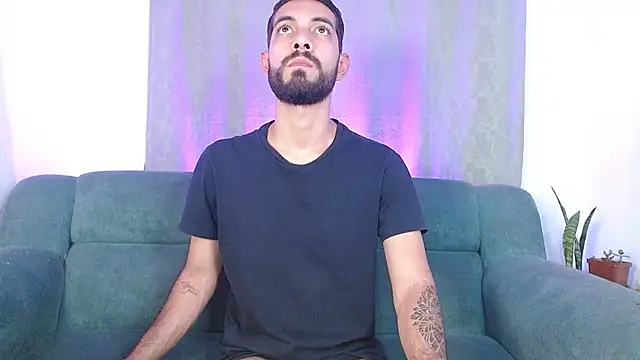 ReyPablo1 online show from October 2025 10:18:02 PM