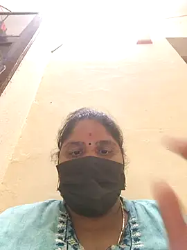 Villageanuty online show from September 2025 09:20:02 AM