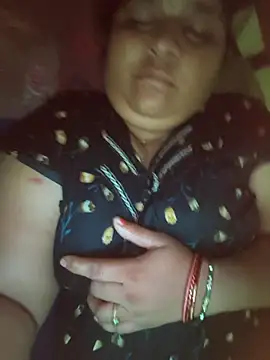 Villageanuty online show from September 2025 02:04:02 AM