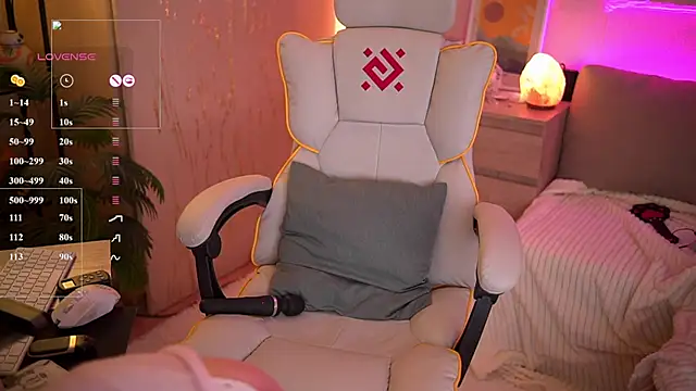 bryk elise online show from April 2026 01:57:02 PM