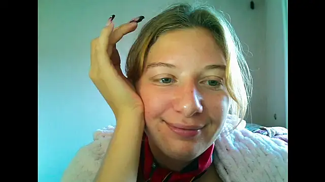 Lily Ember online show from September 2025 11:12:02 AM