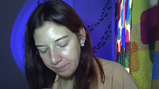 Lily Ember online show from October 2025 10:27:02 AM