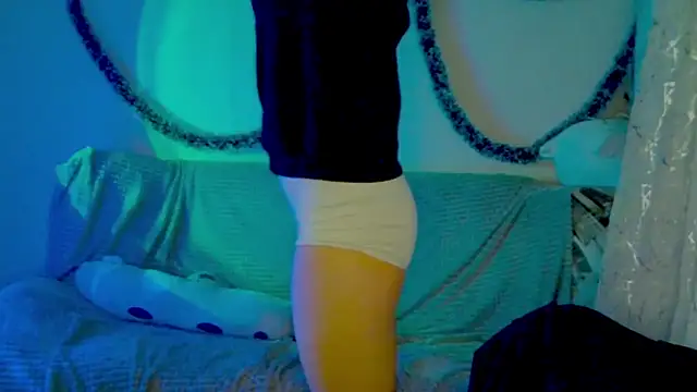 Lily Ember online show from January 2026 08:03:02 PM