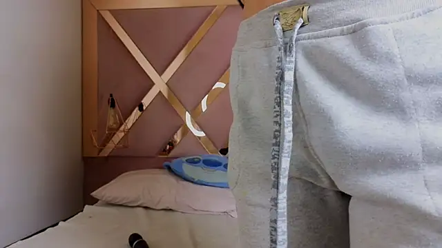 Sthephany grand online show from November 2025 03:44:01 PM