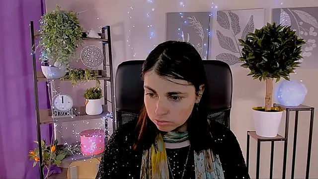 MartaEdams online show from April 2026 06:17:01 AM