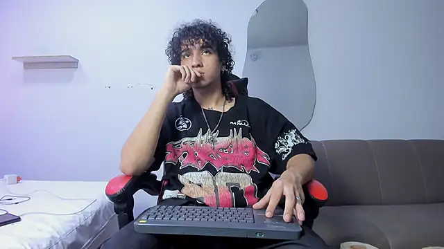 JackesTaylor online show from April 2026 04:46:01 AM