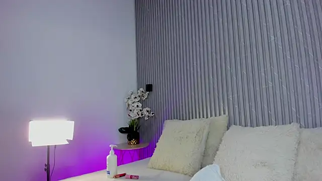 DAFNECOX online show from September 2025 03:08:02 AM