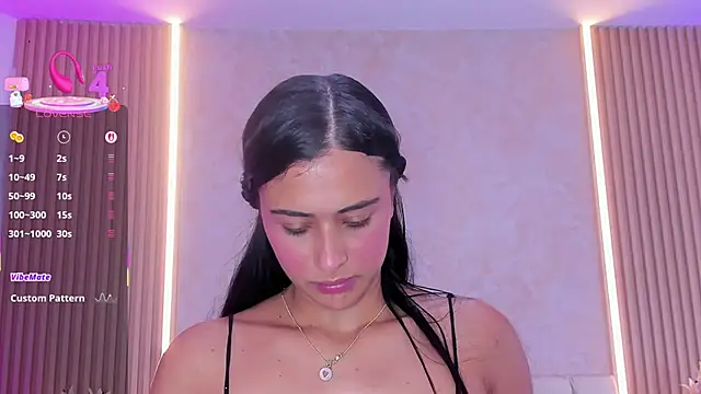 ZOEBARLOWE online show from October 2025 06:08:02 PM