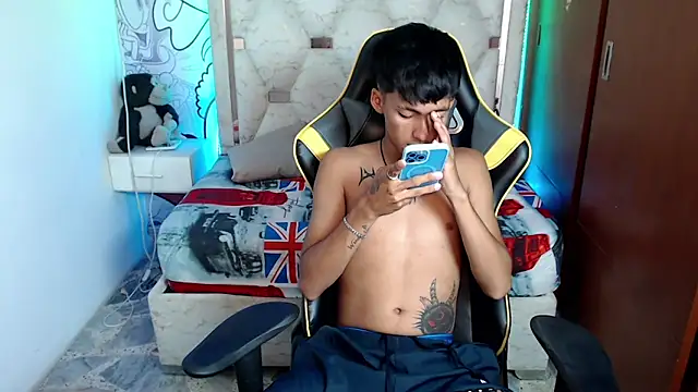 Snapshot of yiisu_ chatting on October 2025 06:16:02 PM yiisu  online show from October 2025 06:16:02 PM