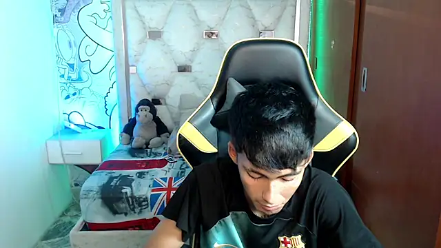 Snapshot of yiisu_ chatting on October 2025 06:06:01 PM yiisu  online show from October 2025 06:06:01 PM