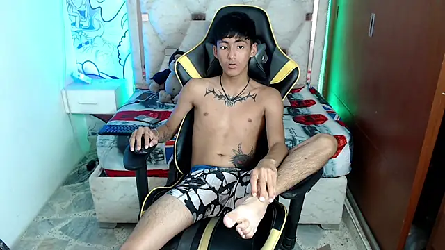 Snapshot of yiisu_ chatting on October 2025 06:19:02 PM yiisu  online show from October 2025 06:19:02 PM