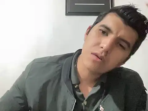 juicysmalls online show from January 2026 11:20:01 PM