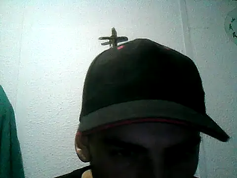 Snapshot of MrFolium chatting on May 2026 04:17:01 AM MrFolium online show from May 2026 04:17:01 AM