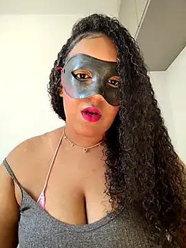 jadeamourim   online show from September 2025 05:40:01 PM