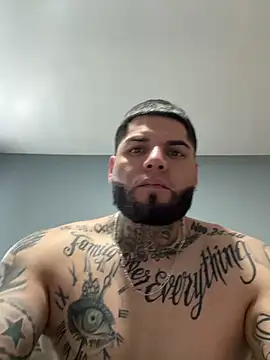 crazybarber69 online show from April 2026 05:06:01 PM