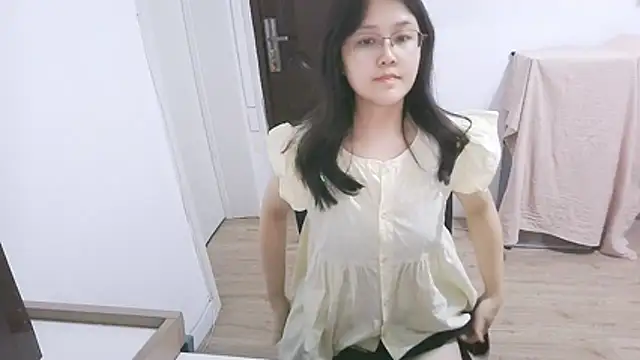 Snapshot of 98bunny chatting on May 2026 03:19:02 PM 98bunny online show from May 2026 03:19:02 PM