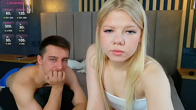 Snapshot of SandraGaze chatting on February 2026 10:29:02 AM SandraGaze online show from February 2026 10:29:02 AM