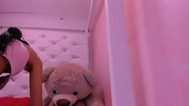 eimy skinny  online show from April 2026 01:36:02 PM