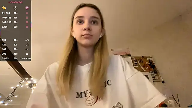 DanaCore online show from October 2025 03:47:02 PM