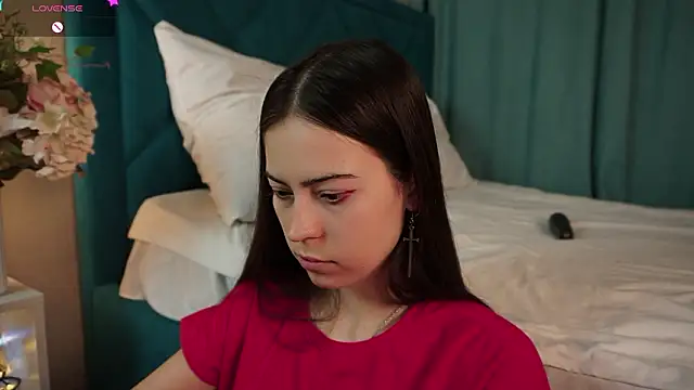 ywixos online show from March 2026 02:45:03 PM