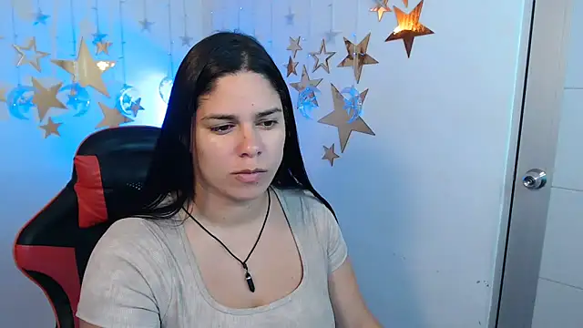 Snapshot of lucia_ht chatting on October 2025 01:46:01 AM lucia ht online show from October 2025 01:46:01 AM