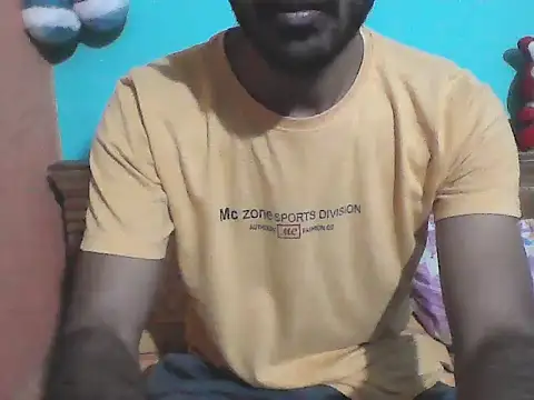 Snapshot of darkbluemoon chatting on April 2026 12:21:01 PM darkbluemoon online show from April 2026 12:21:01 PM