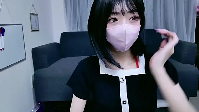 Snapshot of momochan_777 chatting on September 2025 07:34:01 AM momochan 777 online show from September 2025 07:34:01 AM