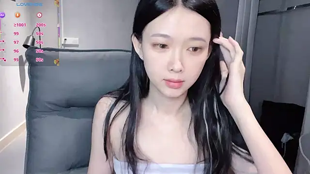 NiNi-baby520 online show from November 2025 07:32:01 AM