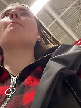 StephanieMur online show from September 2025 06:18:01 AM