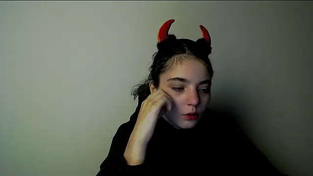 Sun Shine   online show from October 2025 09:26:02 PM