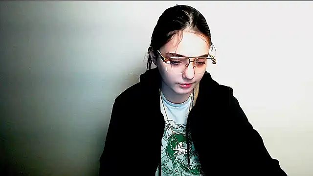 Sun Shine   online show from December 2025 03:24:01 AM