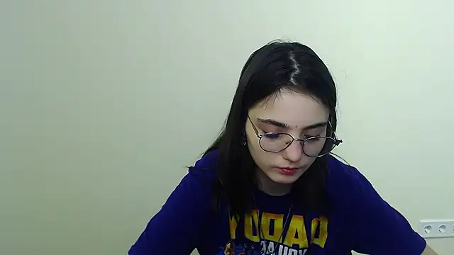Snapshot of Sun_Shine__ chatting on May 2026 09:20:02 PM Sun Shine online show from May 2026 09:20:02 PM