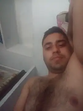 Snapshot of Desirock001 chatting on April 2026 01:53:02 AM Desirock001 online show from April 2026 01:53:02 AM