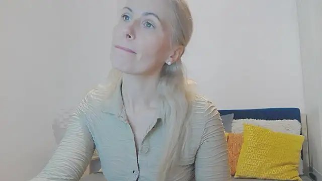 Snapshot of Lika_Soul chatting on October 2025 04:08:01 PM Lika Soul online show from October 2025 04:08:01 PM