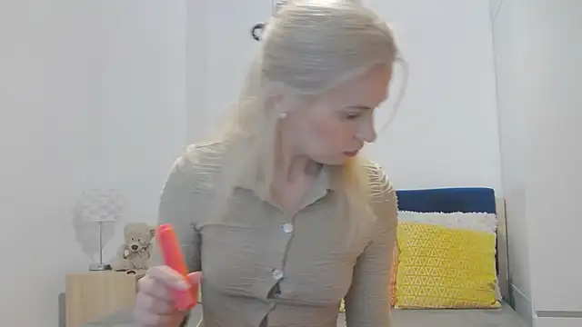 Lika Soul online show from October 2025 03:24:02 PM