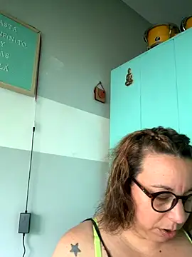 LupeLok online show from November 2025 04:29:02 PM