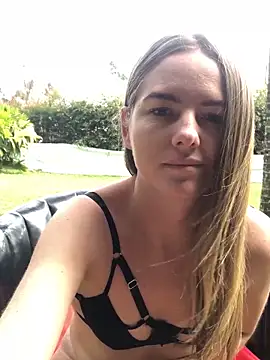 Angiehuston1 online show from September 2025 02:08:01 PM