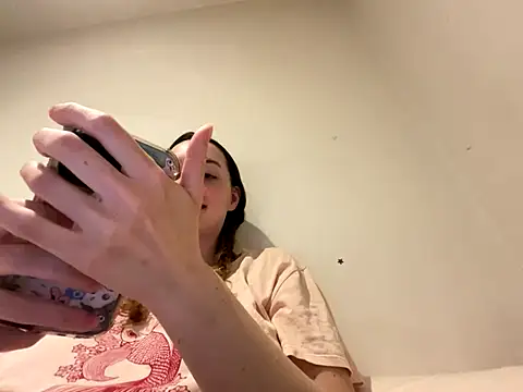 Snapshot of violetcutie chatting on September 2025 07:25:02 PM violetcutie online show from September 2025 07:25:02 PM
