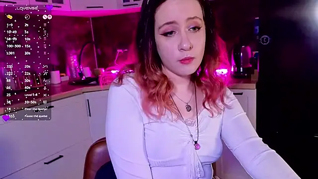 NanaMoonlight online show from March 2026 09:08:01 PM