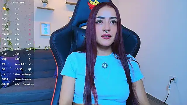 Snapshot of ViolethRosse chatting on January 2026 09:27:01 PM ViolethRosse online show from January 2026 09:27:01 PM