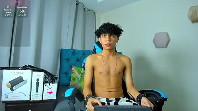 Snapshot of _taylor_black chatting on September 2025 12:44:02 AM taylor black online show from September 2025 12:44:02 AM