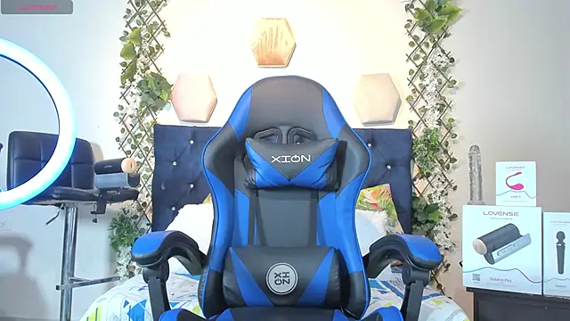  taylor black online show from November 2025 03:11:01 PM