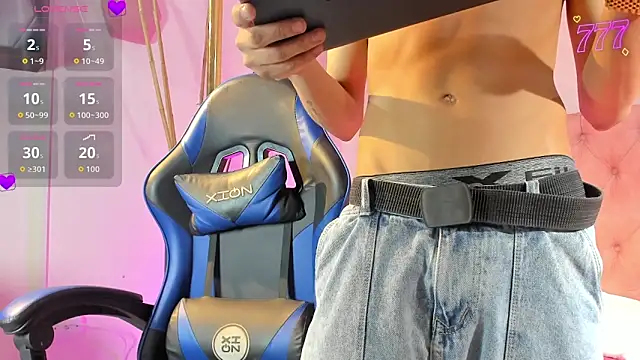  taylor black online show from April 2026 09:20:02 PM