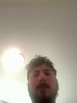 blueeyedman8 online show from April 2026 04:15:01 PM