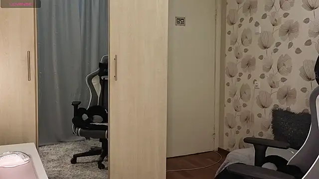  cute ice online show from May 2026 07:37:01 AM