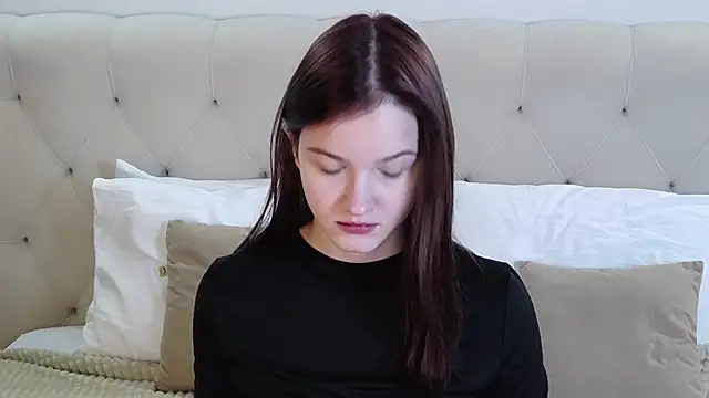 MichelleRoux online show from November 2025 01:34:02 PM