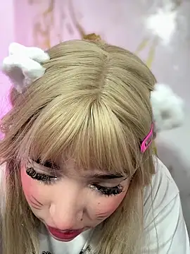 hinata dolly online show from May 2026 11:50:01 AM
