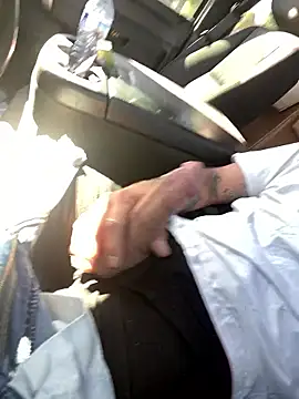 Lilbig 24 online show from October 2025 03:13:01 PM