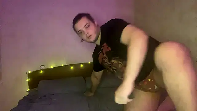 lailarays online show from September 2025 04:30:01 PM