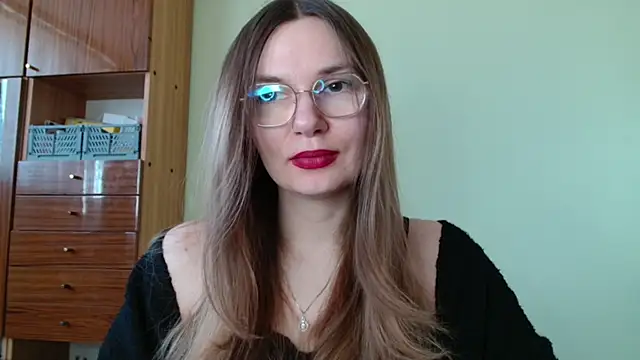 LooveELLYx online show from February 2026 07:40:01 AM